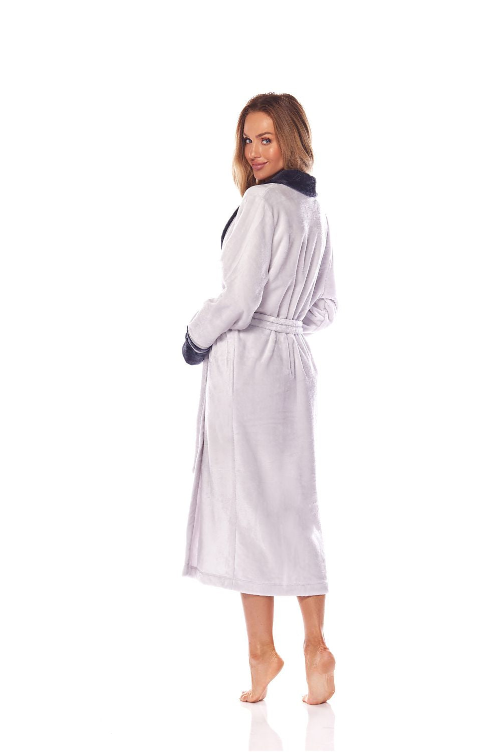 Long Sleeved Womens Luxury Bathrobe with Pockets by L&L