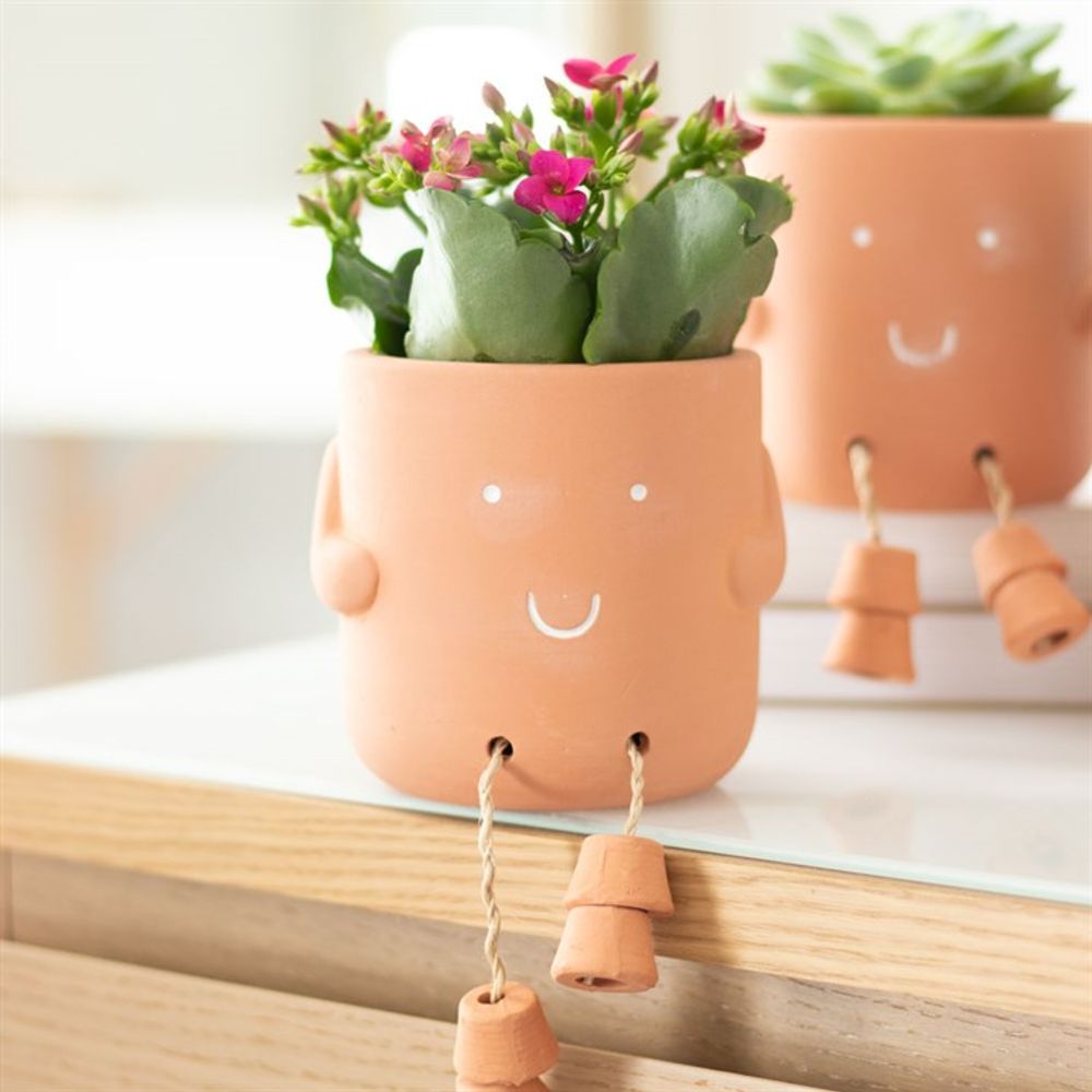 Cute Sitting Planter - Blooming Great Mum Inscription